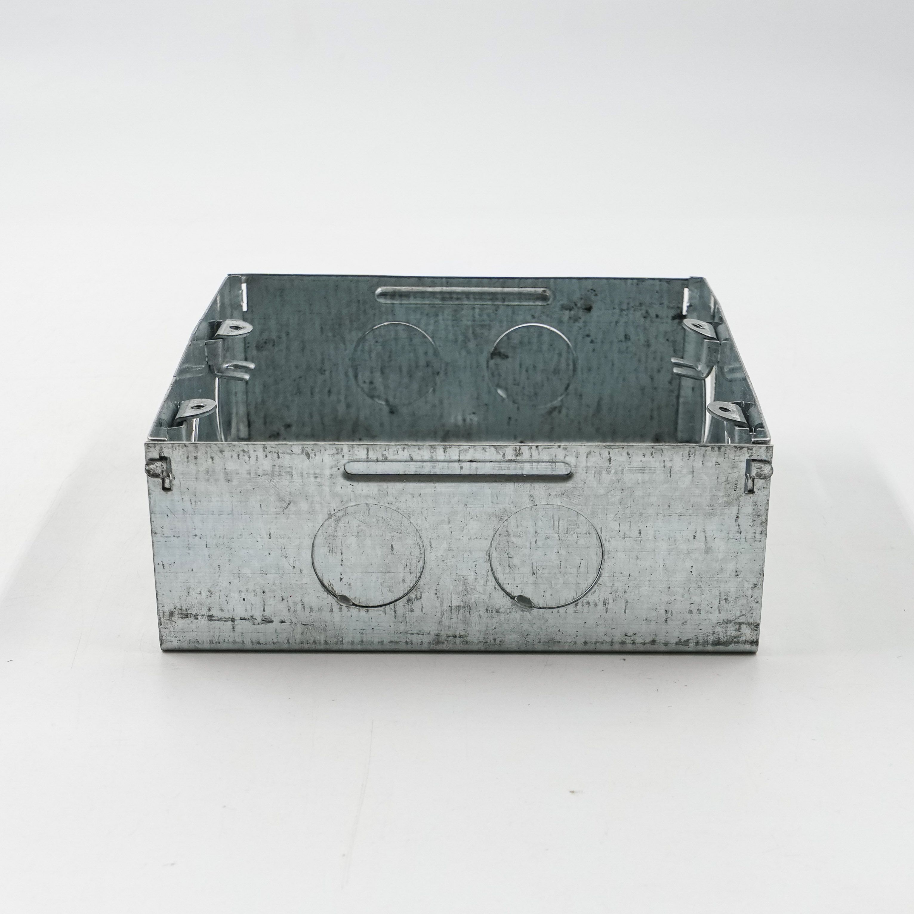 JRB Suppreme - 8 Module Metal Box - Vertical
